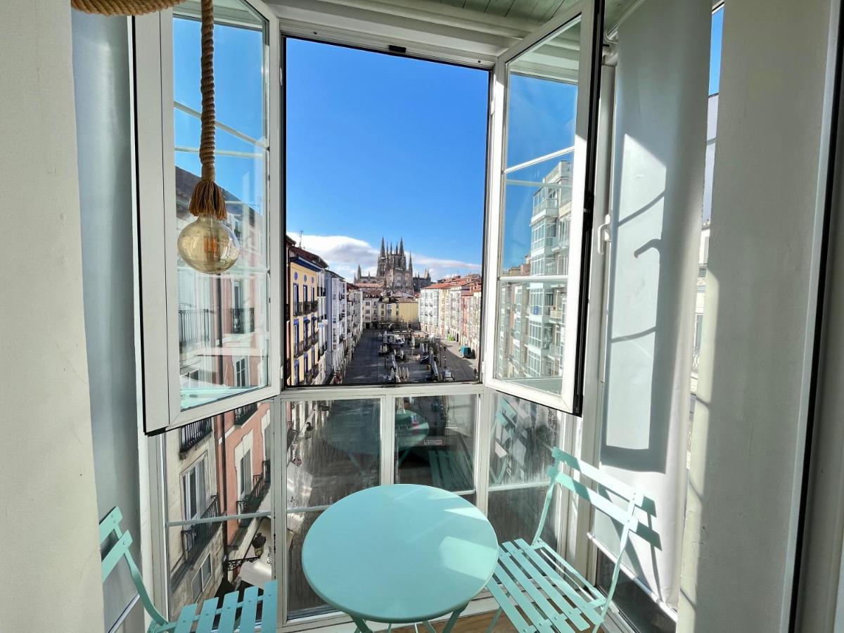 Atuaire Home Preciosa Vivienda Vistas A La Catedral Parking Incluido Burgos Exterior photo